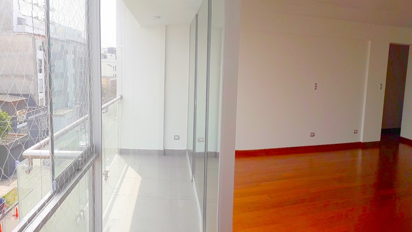 Venta de Departamento en SANTIAGO DE SURCO 