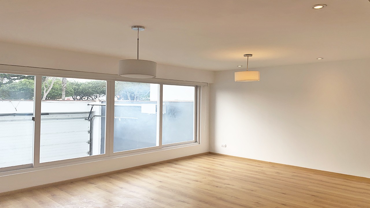 Venta de Departamento en SANTIAGO DE SURCO 