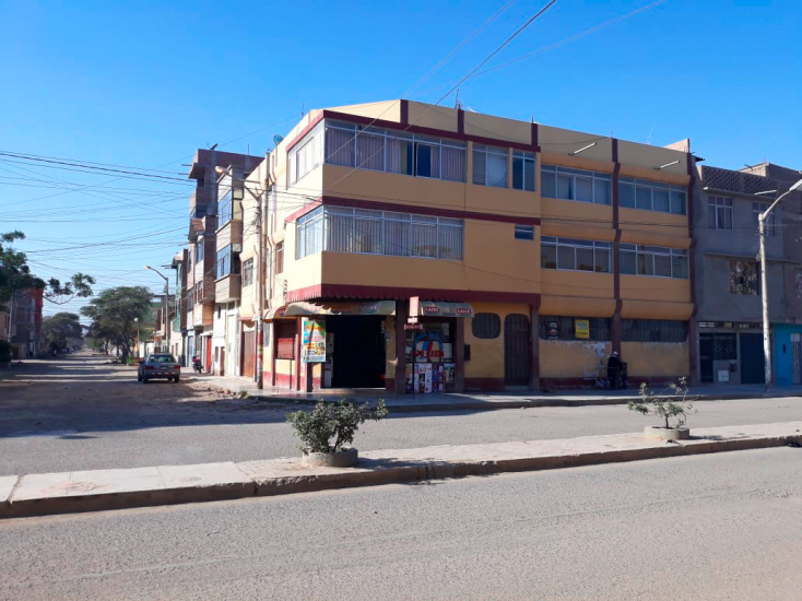 Venta de Local Comercial en JOSE LEONARDO ORTIZ 